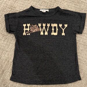 Kids Dark Gray 'Howdy' Graphic Tee